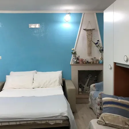 Azzurra Apartment